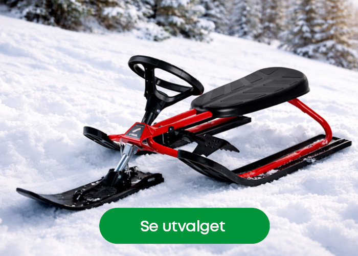 Akebrett i snøen – vinterleke til akebakken