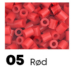 Hama perler i fargen rød (nr. 05). Finn midi perler i flere størrelser – perfekt til kreative perleprosjekter hos Extra Leker.